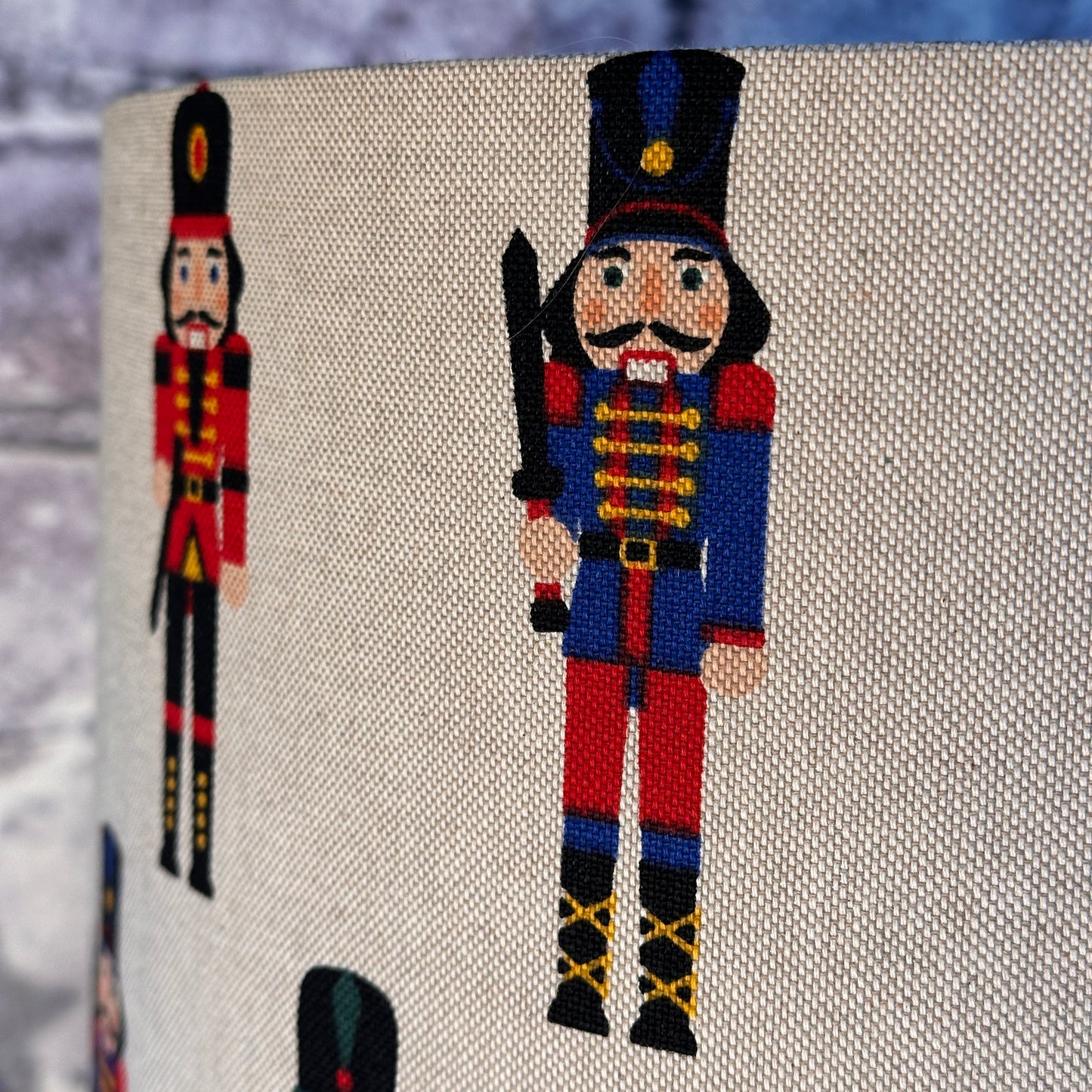 LAMPENKAP NOTENKRAKER