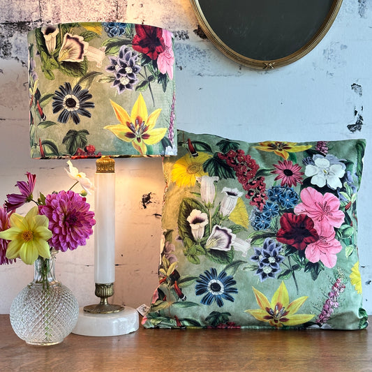 KUSSEN ENGELSE TUIN BLOEMEN VELOURS