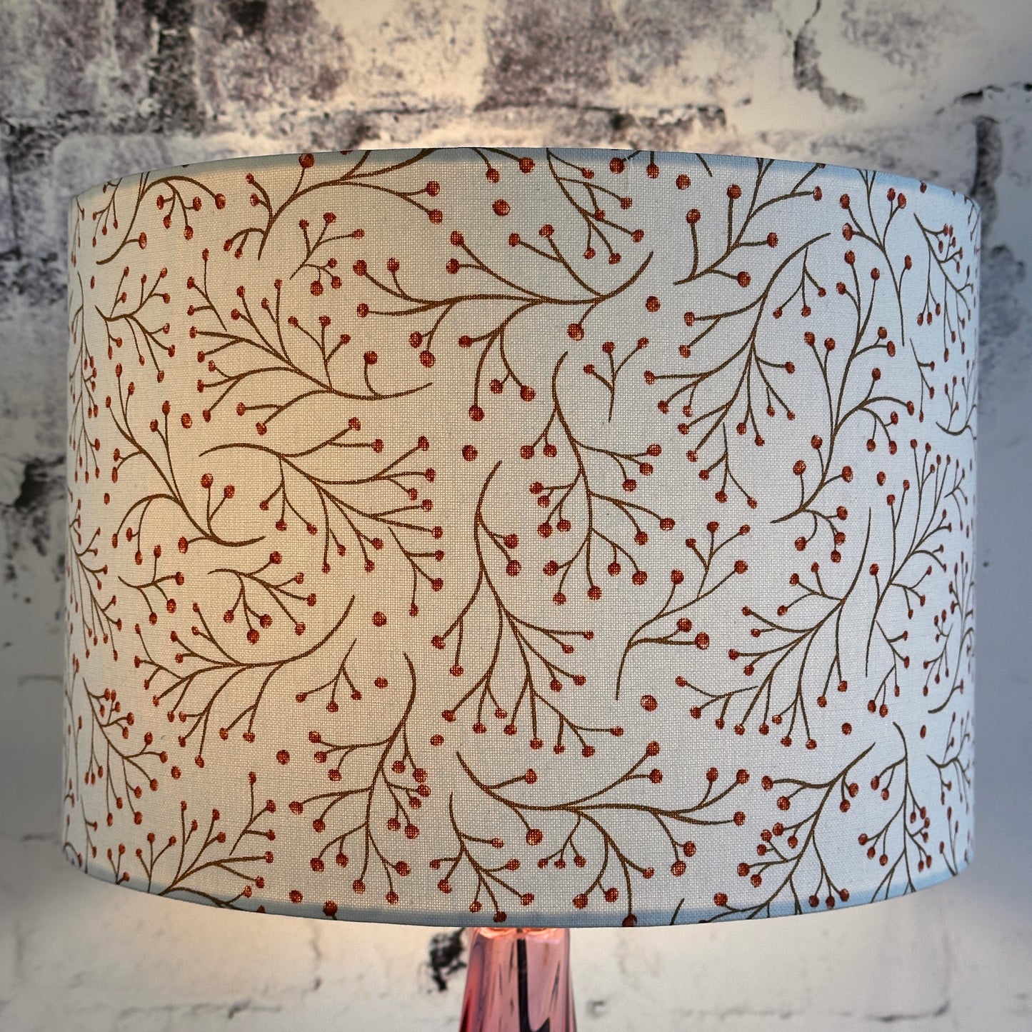 NIEUW!!!  LAMPENKAP TAKJE MET RODE BESJES