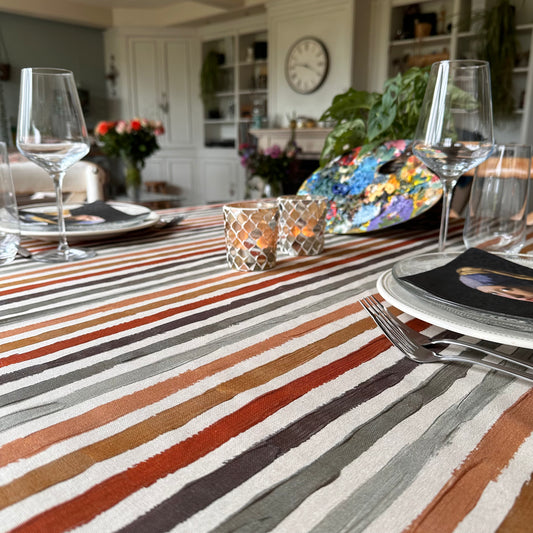 TAFELKLEED VERF STREEPJE