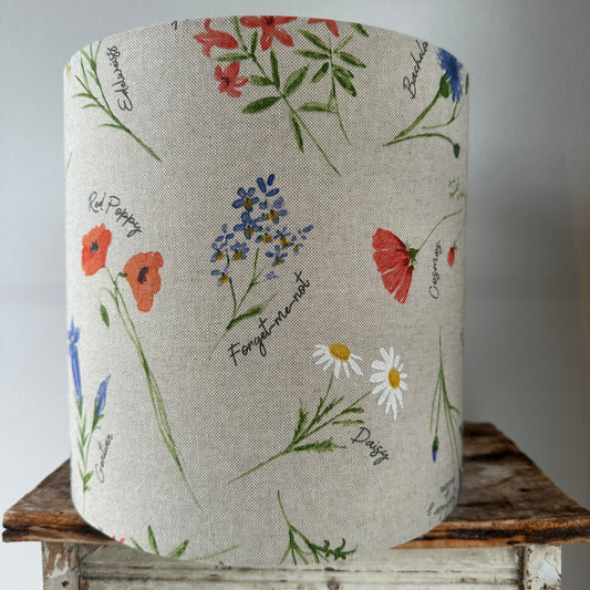 LAMPENKAP ALPEN WEIDE BLOEMEN