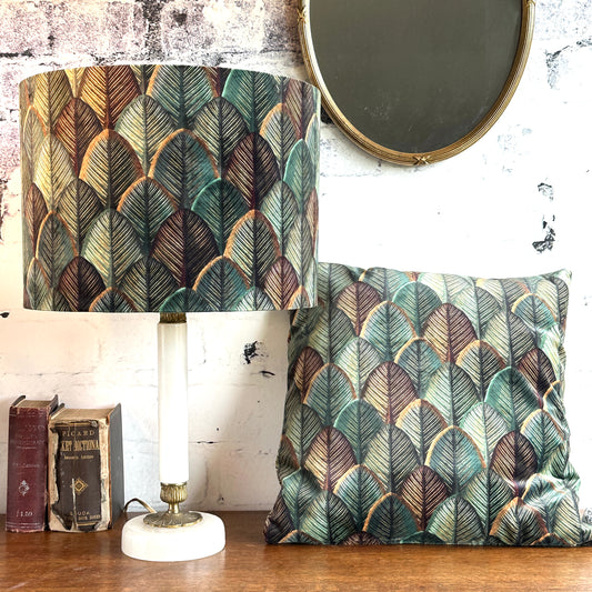 KUSSEN GEOMETRISCH BLAD VELOURS