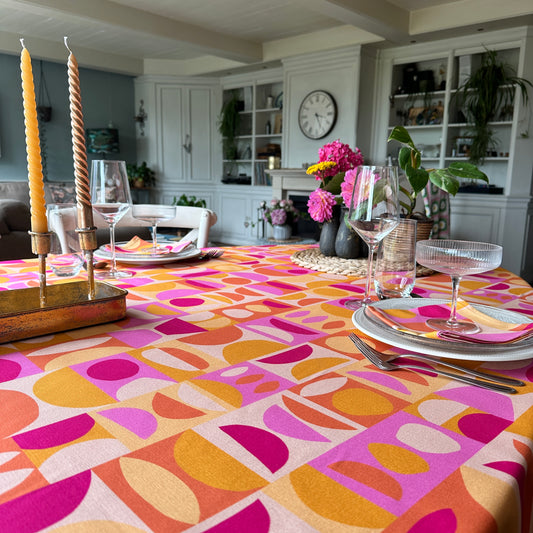 NIEUW!!!!! TAFELKLEED RETRO SUN