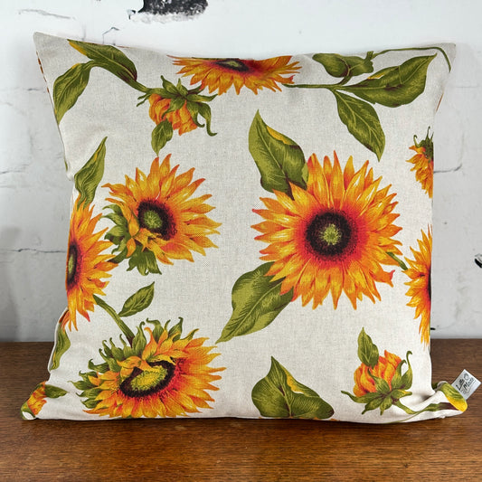 NIEUW!!!  KUSSEN ZOMERSE ZONNEBLOEMEN