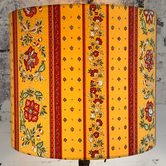 NIEUW!!!  LAMPENKAP PROVENCE OKERGEEL