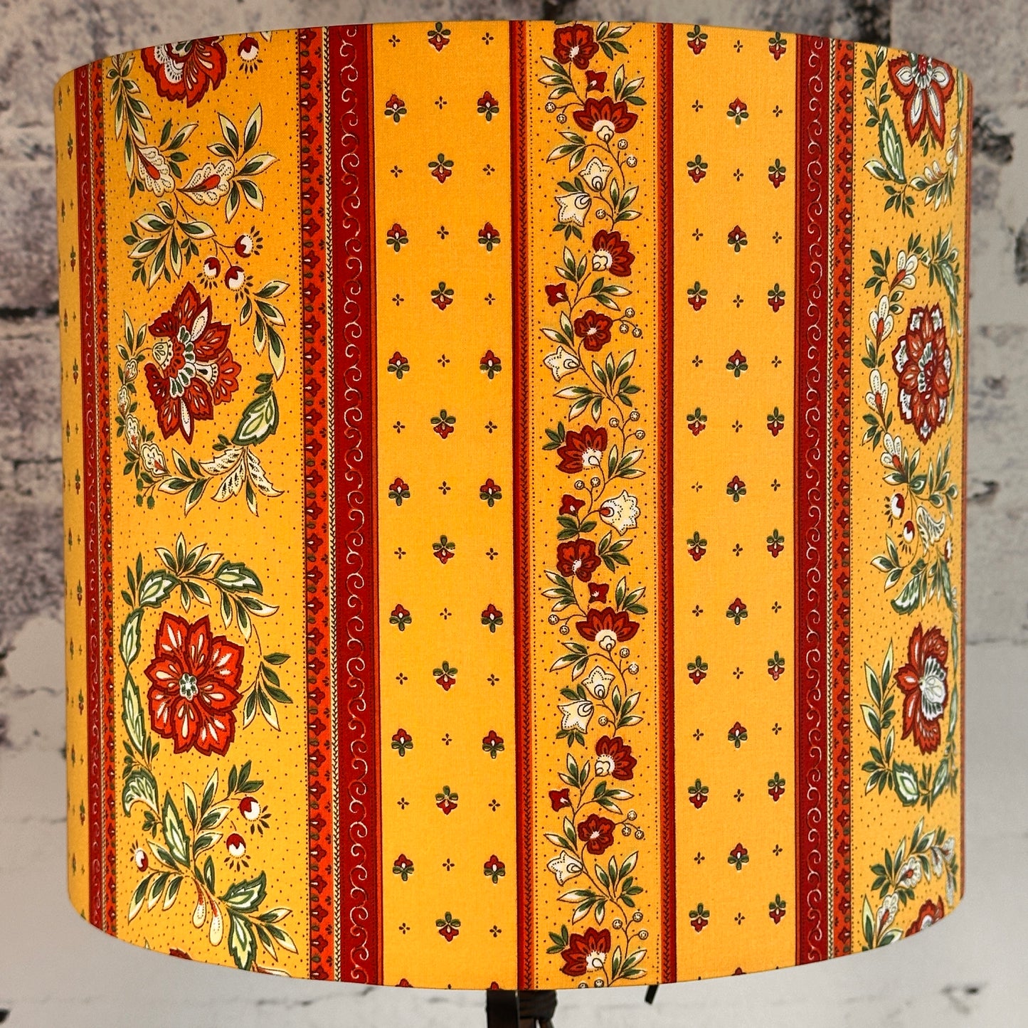 NIEUW!!! KUSSEN PROVENCE OKERGEEL